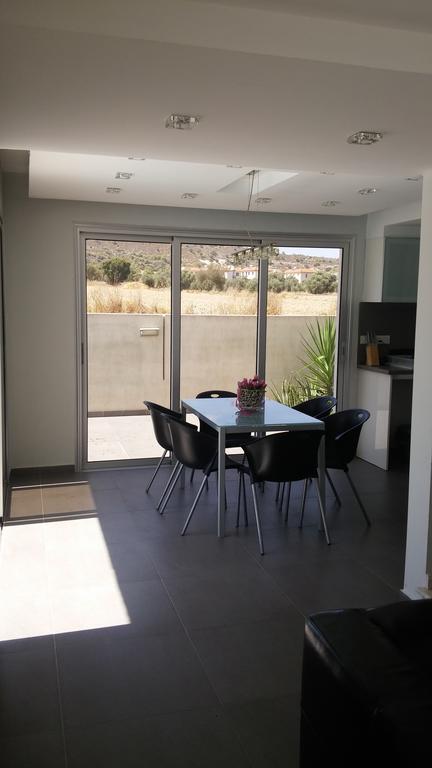 Alethriko Palms Resort Apartments الغرفة الصورة